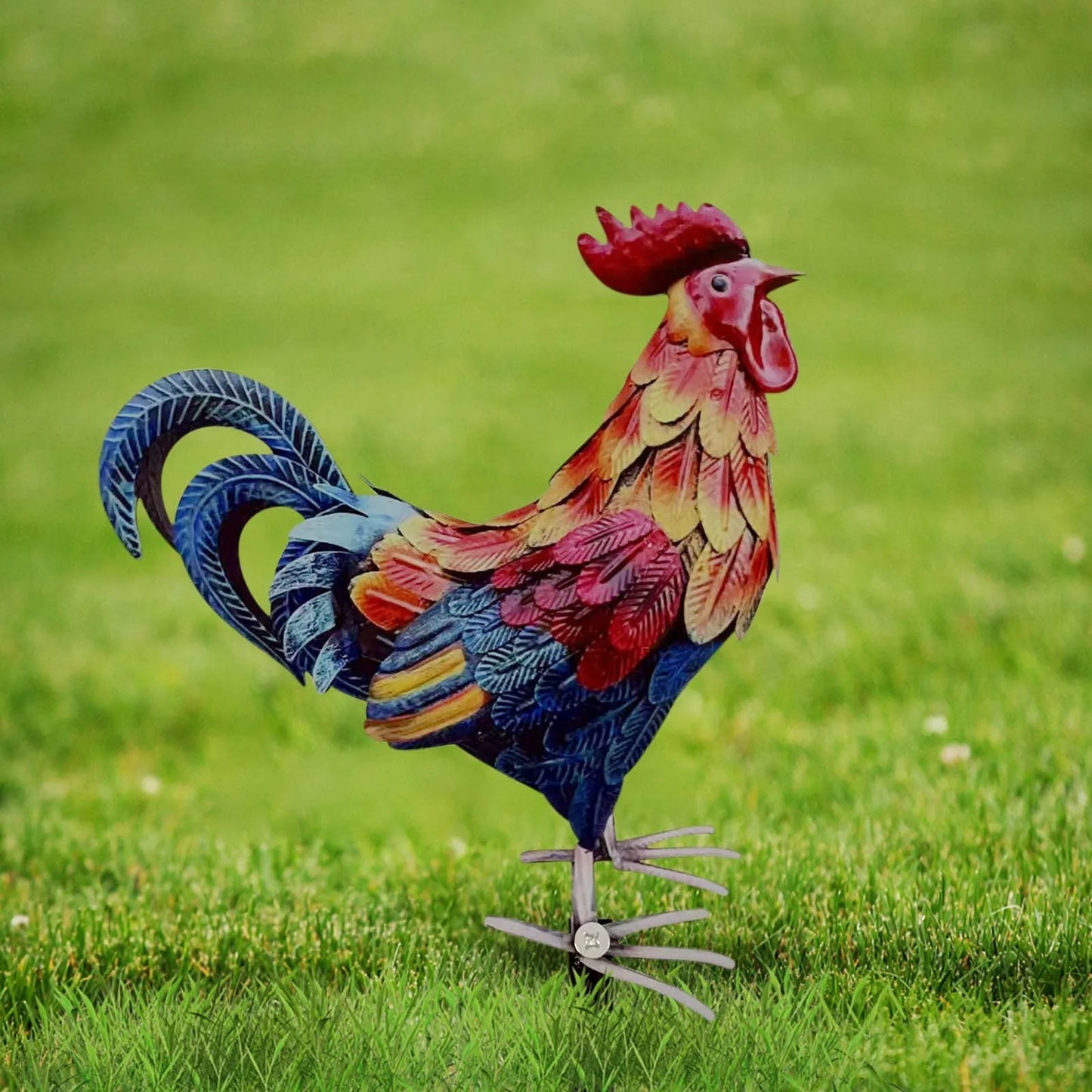 Realistic Metal Chicken Yard Sculpture