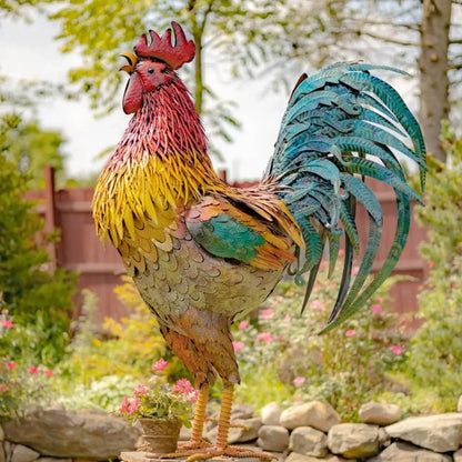 Realistic Metal Chicken Yard Sculpture