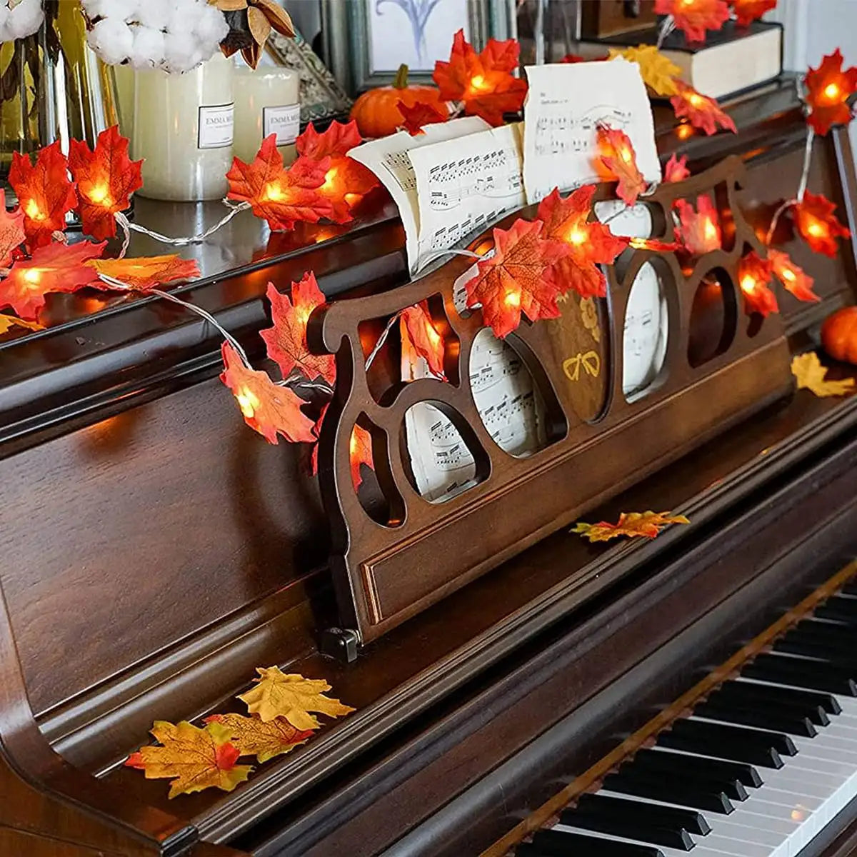 Maple Leaf String Lights Battery Powered Outdoor Decoration